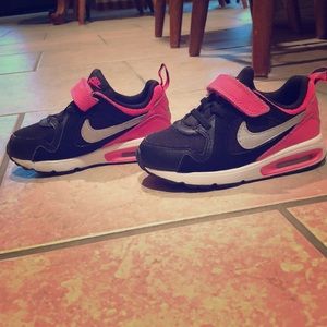 Toddler Nike Athletic Shoes